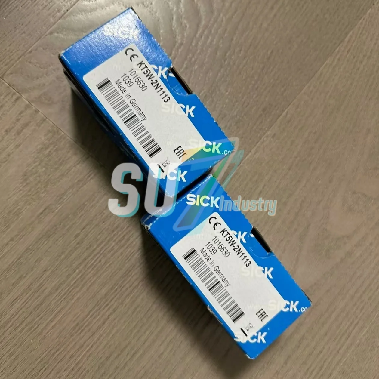 KT5W-2N1113 1016630 أجهزة استشعار التباين الجديدة في المستودع