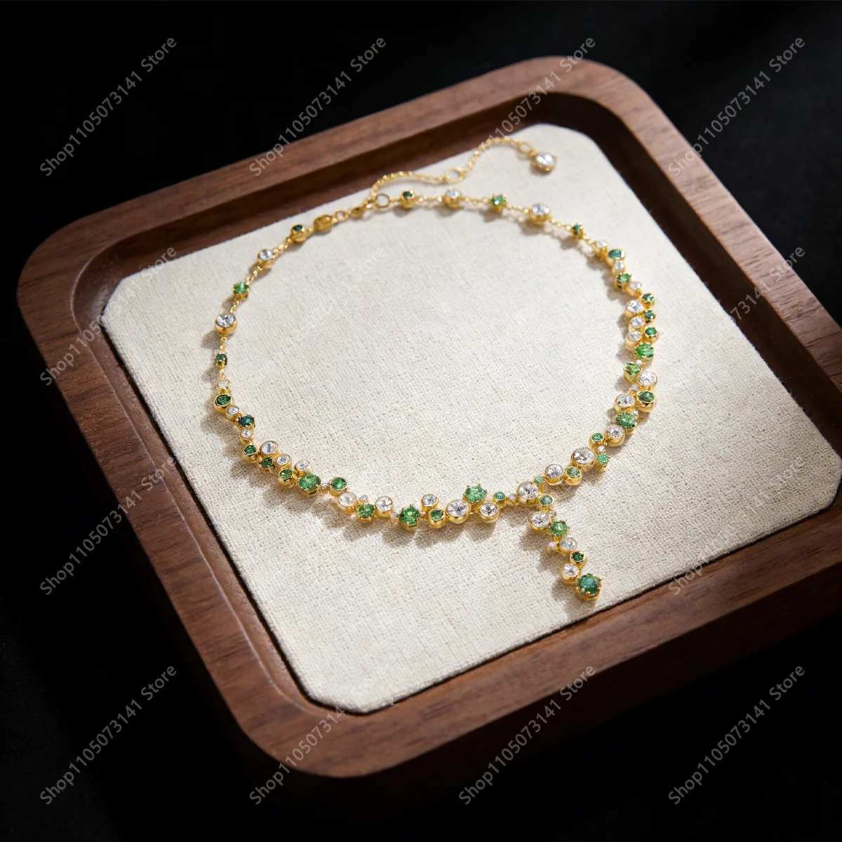 

Elegant and luxurious round-cut zircon necklace, perfect for banquets, parties, and fashion, versatile jewelry - birthday gift