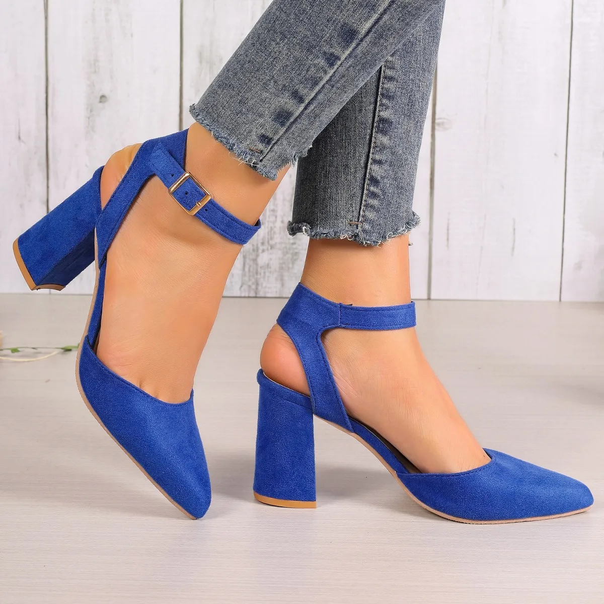 Sandalias de tacón alto de verano para Mujer, sandalias aterciopeladas con punta, Zapatos sexis de tacón alto para Mujer, sandalias de talla grande, Tendencia 2024