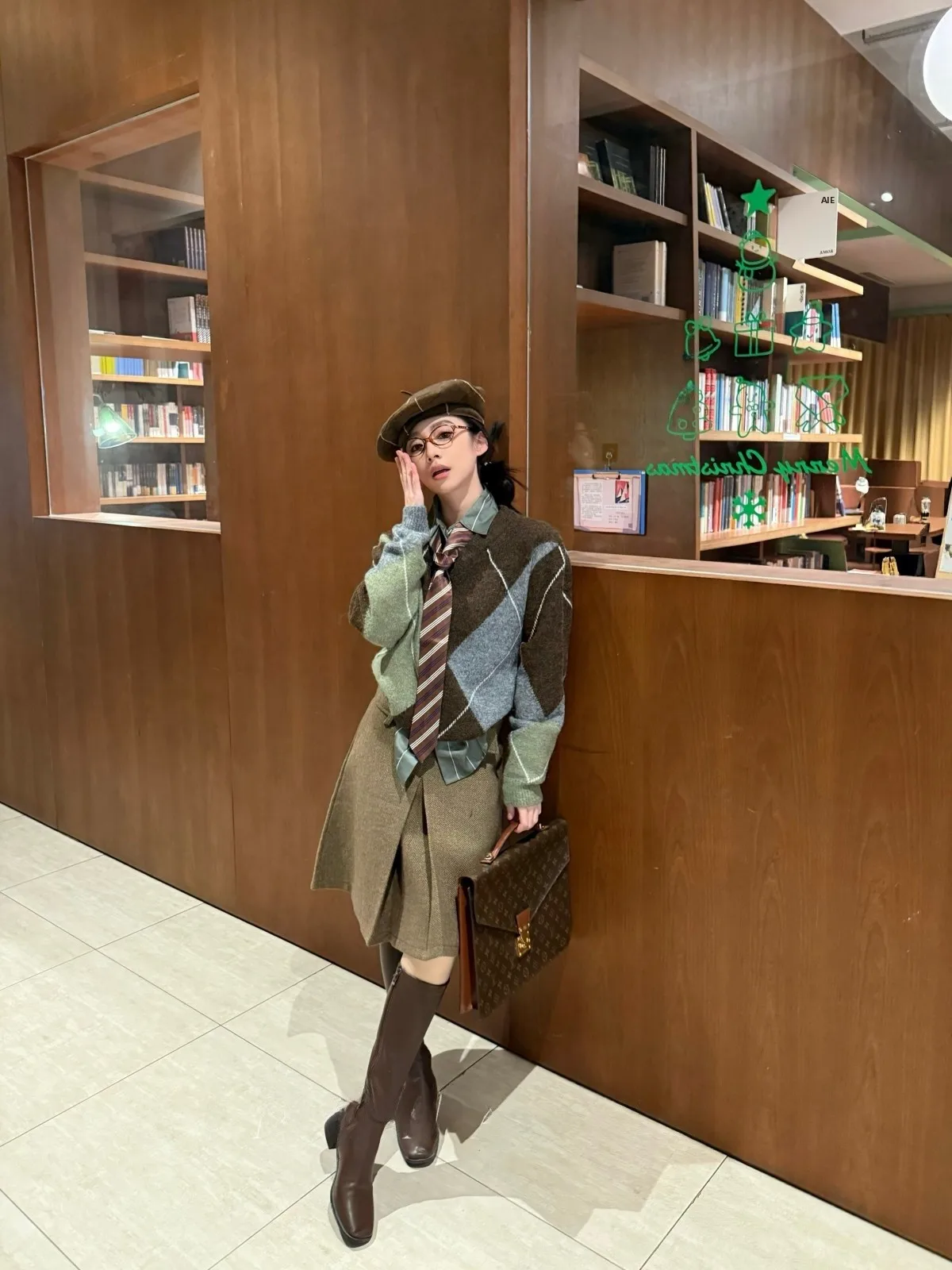 Falda Midi de Estilo Retro SIMONA, Diseño en Línea A, Verde Mostaza, Mezcla de Lana, Diseño de Cinco Cuartos, Versátil, para Mujer, Ideal para el Trabajo
