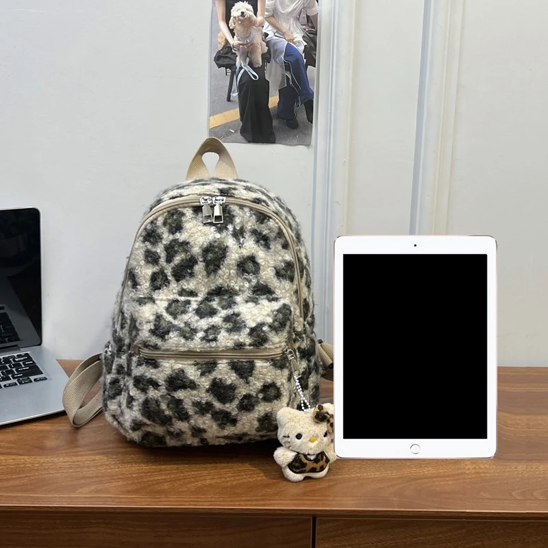 2026 شتاء جديد سستة موضة سروال قصير حقائب الظهر سعة كبيرة شخصية الرجعية الداخلية سستة جيب المرأة الحقائب المدرسية #3