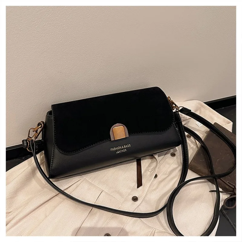 

Женская большая сумка из кожи с точечным принтом и Берлинским повседневным винтажным легким мягким пригородном стилем ​