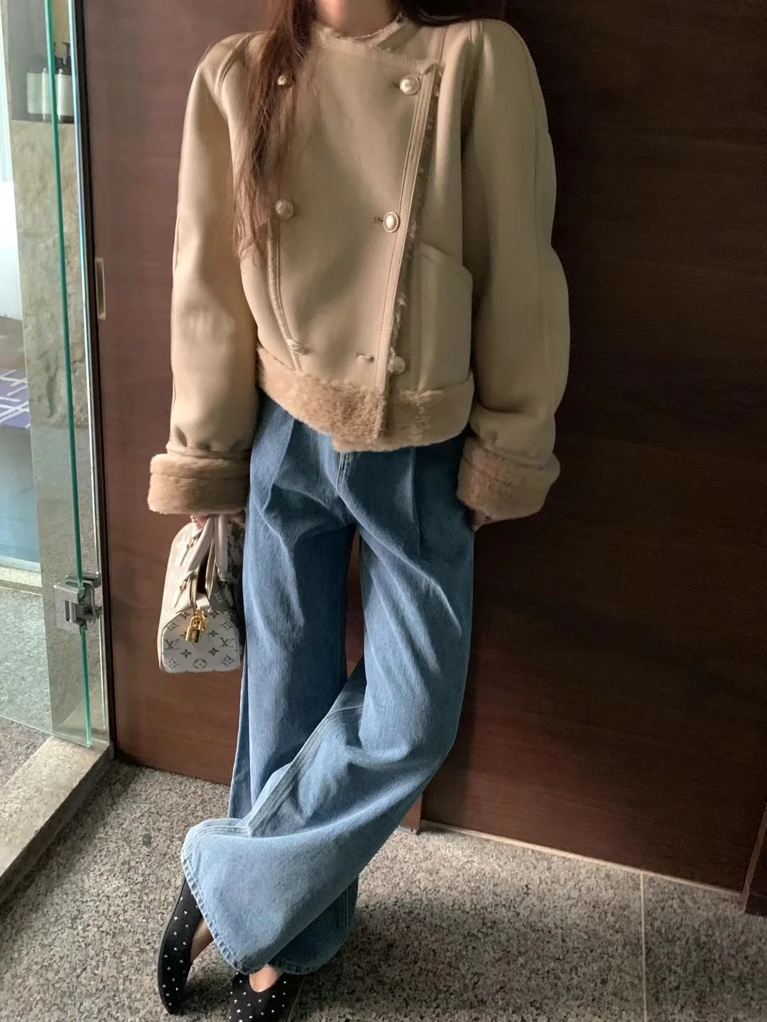 เสื้อแจ็คเก็ตไบค์เกอร์สุดชิคสำหรับผู้หญิง บุขนด้านใน คอทรงกลม กระดุมสองแถว แฟชั่นฤดูใบไม้ร่วงและฤดูหนาว เสื้อคลุมกันหนาวแบบสั้น