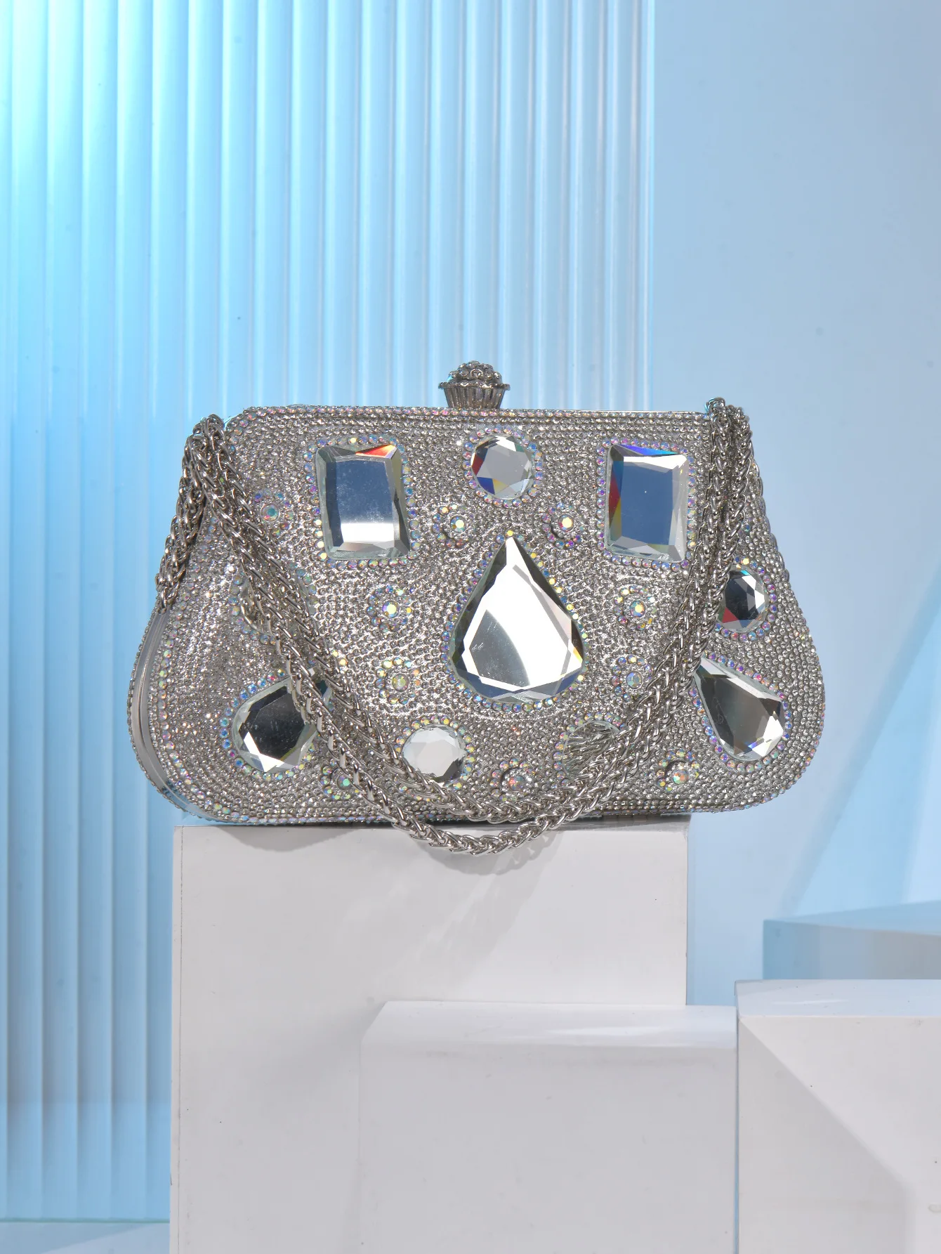 g Hollow diamond-encrusted handbag chain One shoulder banquet bag Fashion chain Crossbody women's bag bag