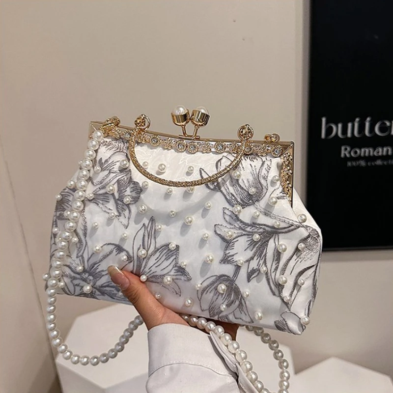 

Нейлоновые универсальные сумки через плечо в национальном стиле, летние женские сумки с принтом и бисером, 2026, молодежные женские сумки на плечо высокого качества