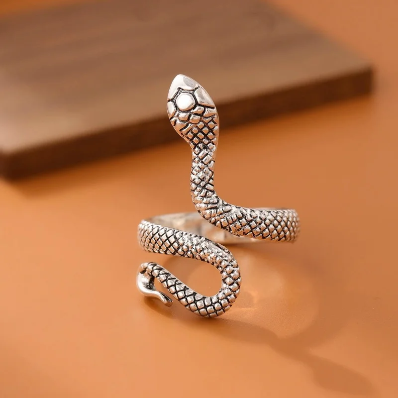 Hot selling new 925 sterling silver European and American retro winding long headed snake personalized open mouth ring wholesale