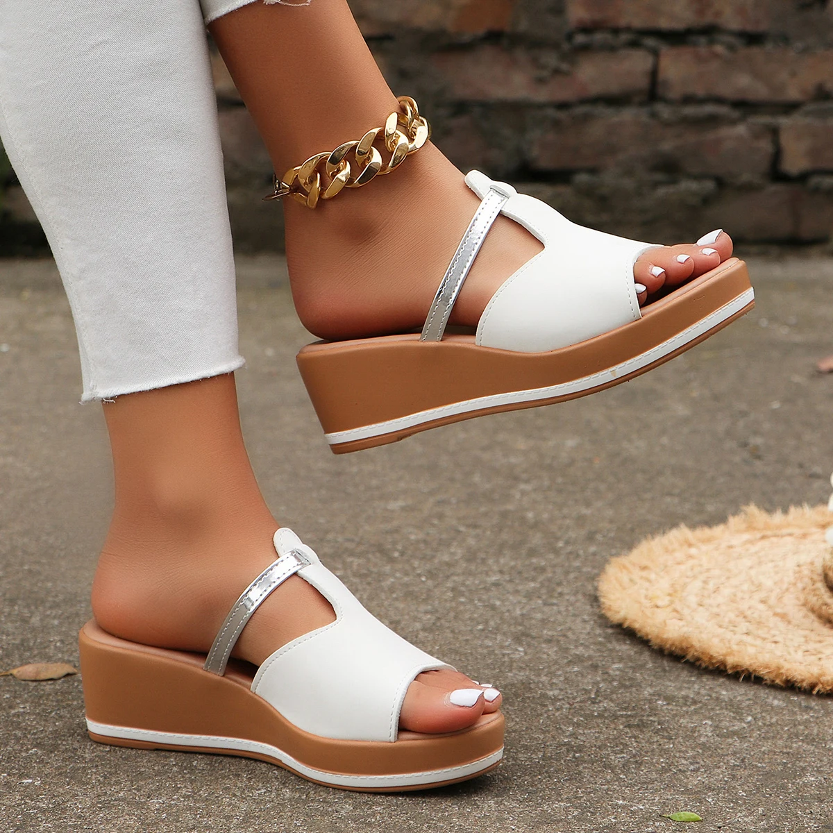 New Open Toe Women\'s Wedge Sandals White Summer Fashion Breathable Comfortable Sandals Woman Buckle Female Footwear Woman Shoes