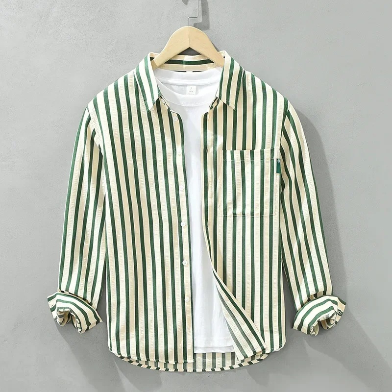 

Зеленая полосатая рубашка в японском стиле, мужская весенне-летняя одежда с длинным рукавом для мужчин, повседневные повседневные рубашки, простые рубашки с карманами и лацканами