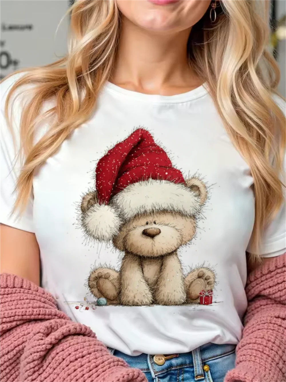 شجرة عيد الميلاد نمط السنة الجديدة تي شيرت مطبوعة المرأة الكرتون لطيف مطبوعة أعلى الأساسية عارضة المرأة قصيرة الأكمام تي شيرت أبيض