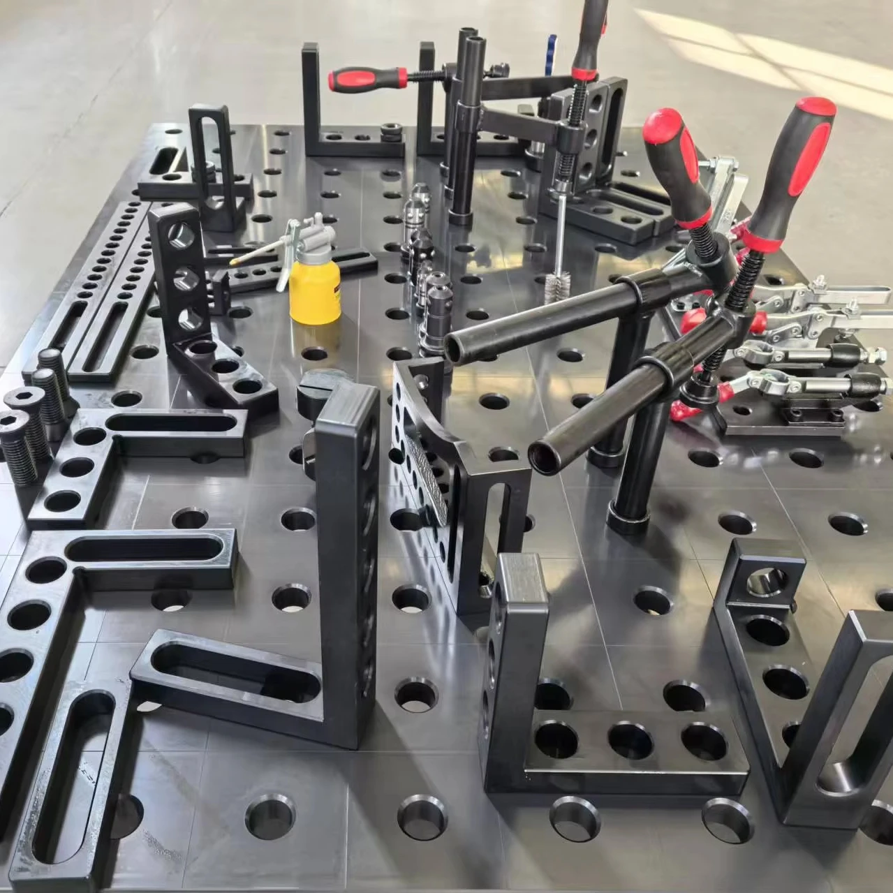 High Quality 3D Flexible Premium Welding Table New Cast Iron Core Positioner for Manufacturing Plant