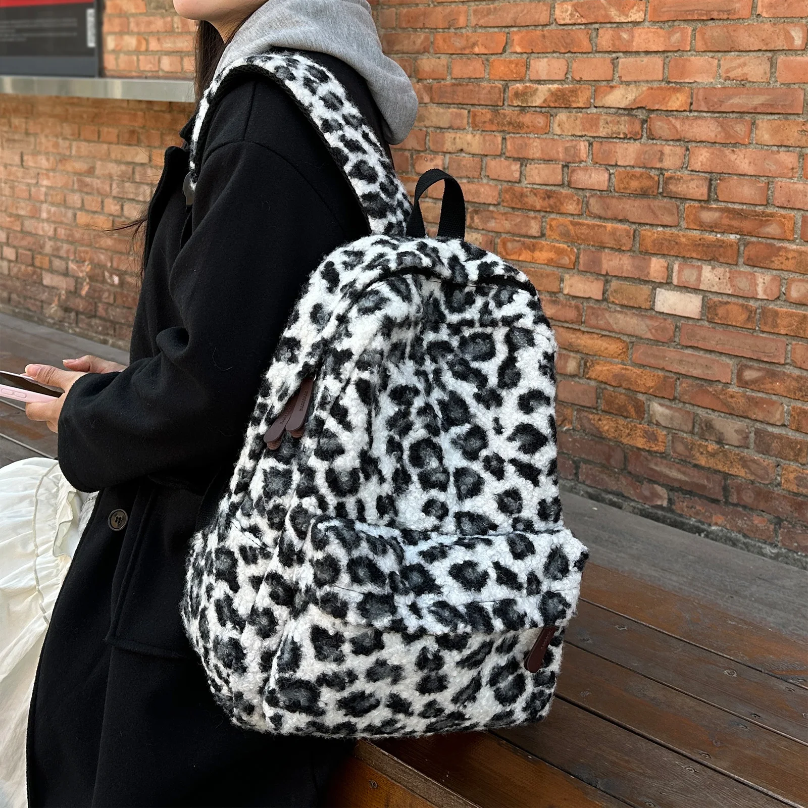 ليوبارد طباعة أفخم على ظهره المرأة عارضة Daypack سعة كبيرة السفر محمول حقيبة الخريف الشتاء طالب حقيبة كتب مدرسية #3