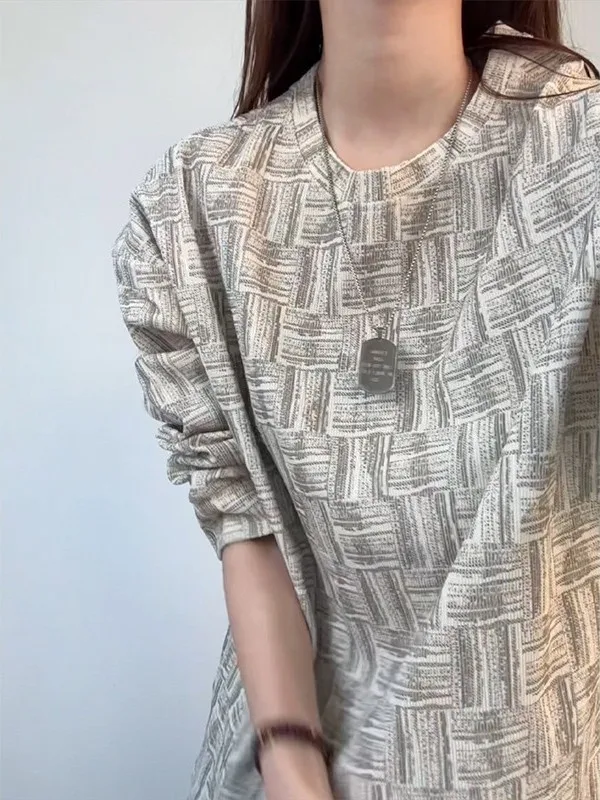 

Мужская футболка свободного кроя в клетку с длинным рукавом, повседневная базовая футболка, весенний тренд, парная толстовка, футболка с текстурным узором