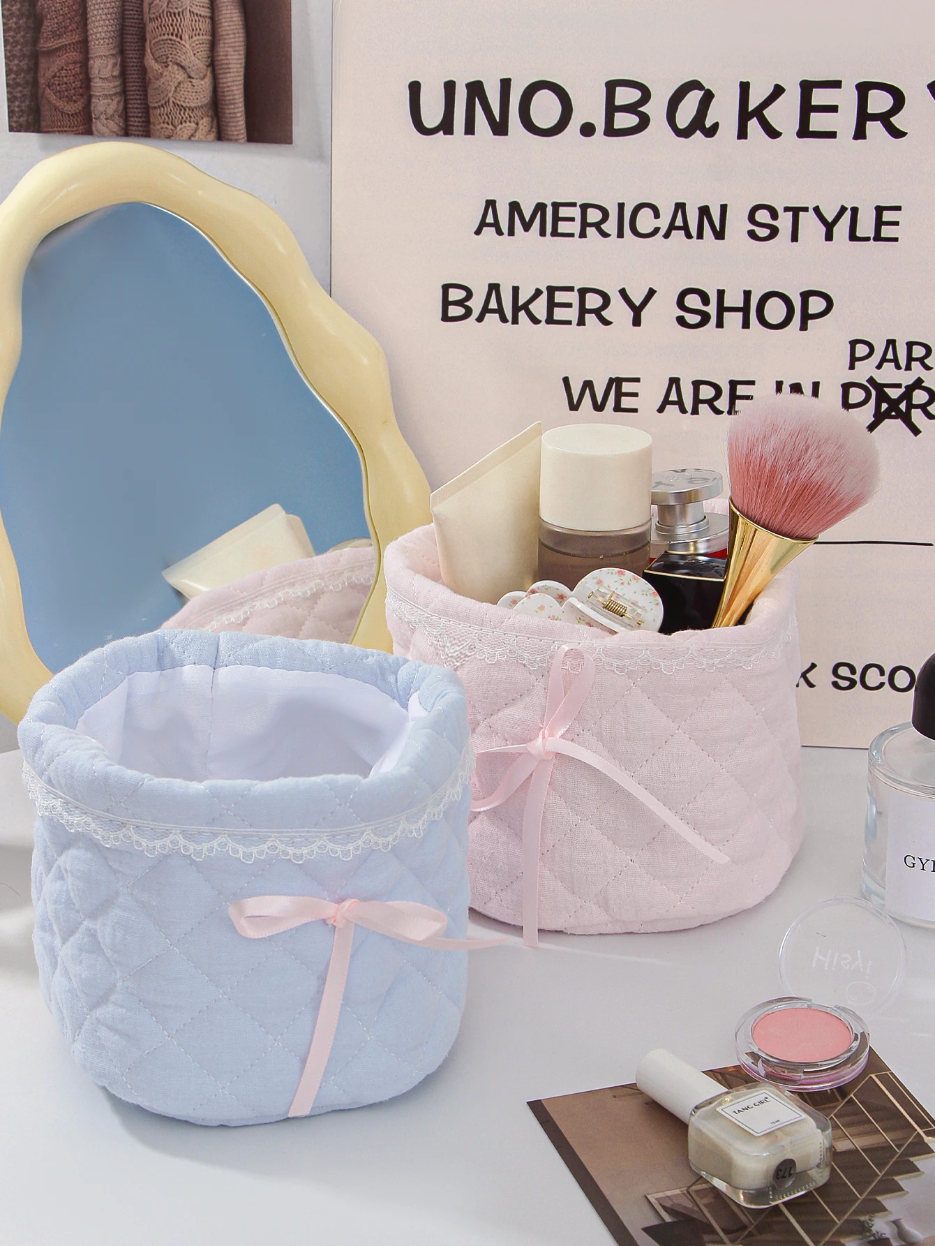 Cute Bow Makeup Bag, Quilted Bucket Storage Bag Round Cosmetic Brushes Storage Bucket Bag Portable Cosmetic Tool Storage Basket