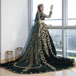 Middle East Arabic Dubai Muslim Wedding Dresses with Long Sleeve Hunter Green Gold Lace custmsized Kaftan Caftan Bridal Gown