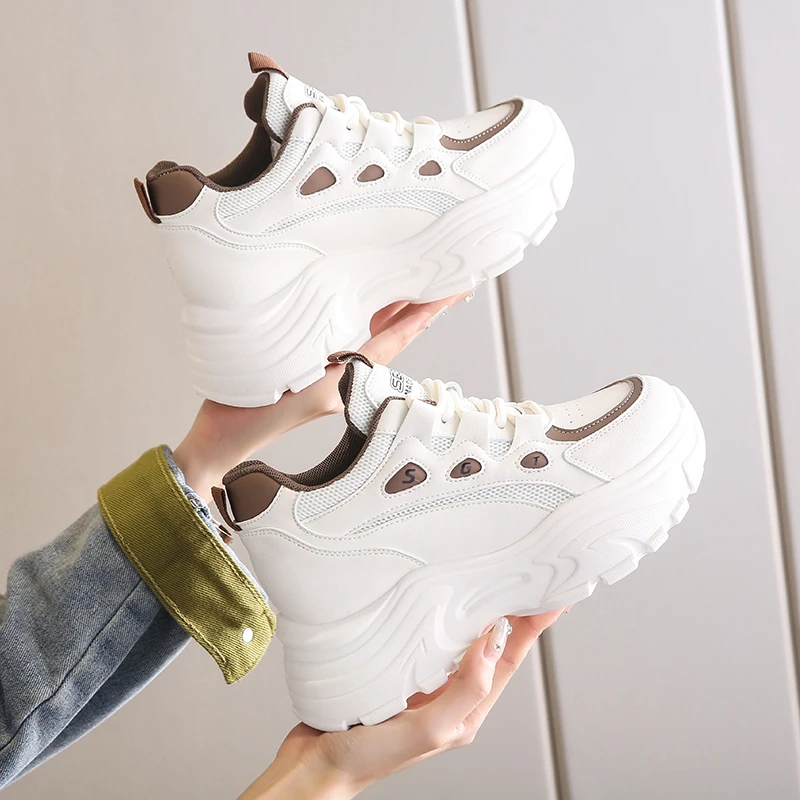 

Thick Soled High Rise Women's Shoes for Spring and Autumn New Trend, Versatile Sports and Leisure Shoes, Fashionable Dad Shoes