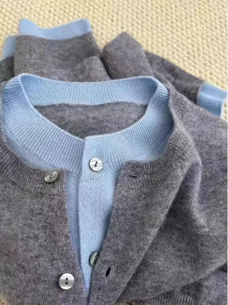 เสื้อคาร์ดิแกนถักแบบเกาหลี คอกลม เสื้อสเวตเตอร์ผู้หญิง ใส่เป็นเสื้อตัวใน เสื้อถักเนื้อนุ่ม ใส่ได้ทั้งฤดูใบไม้ร่วงและฤดูหนาว เข้าชุดกับเสื้อตัวนอกได้