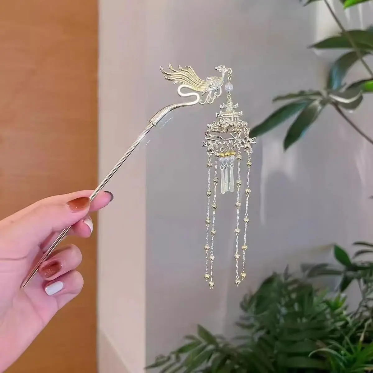2025 Women Vintage Elegant Chinese Style Phoenix Palace Tassel Hairpin Hanfu Costume Accessory Hairpin Ornament