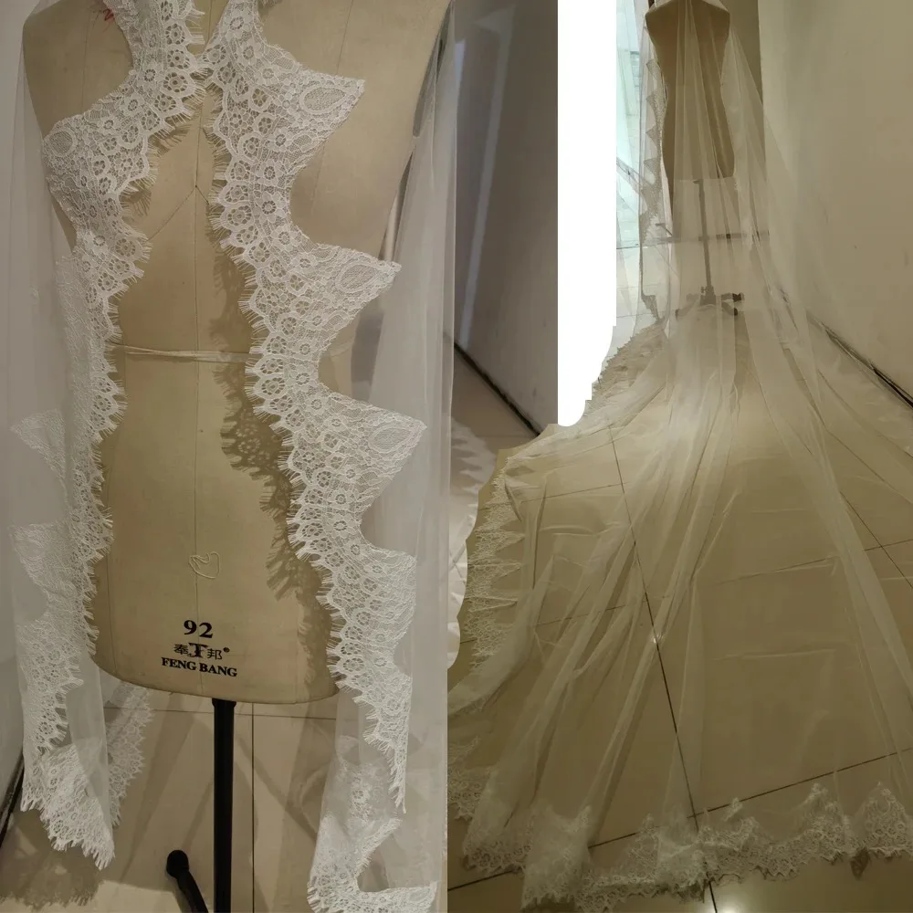 Lace Hem Wedding Ve…