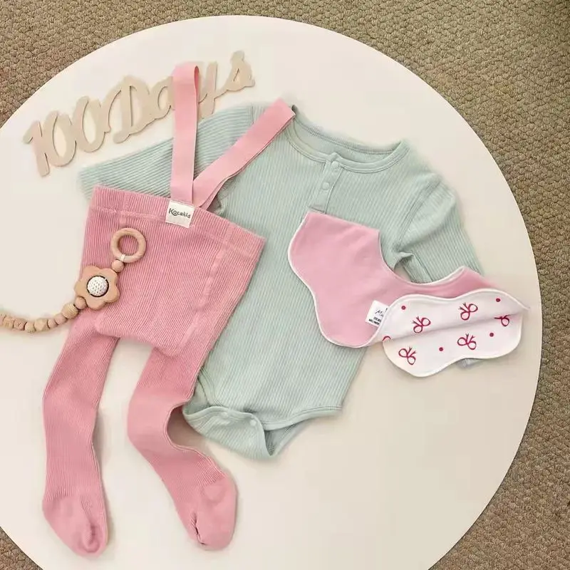 New spring and autumn collection of baby and infant base layer sets, including long-sleeved bodysuits, triangle-shaped onesies,