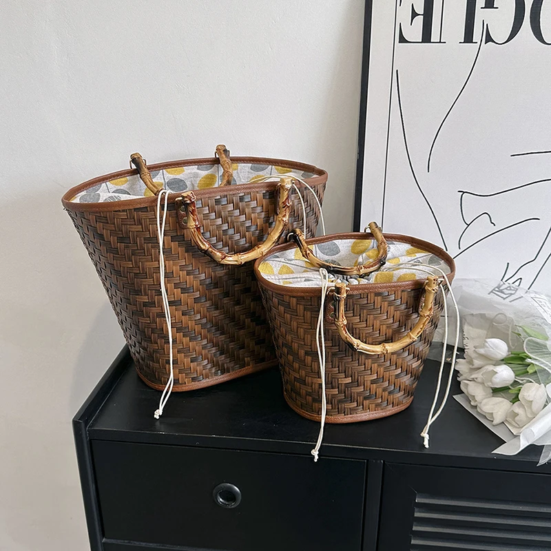 Ladies Summer Vacation Straw Handbag Ladies Rattan Bag Handwoven Beach Ring Bohemian Shoulder Bag Casual Bag Fashion Bucket Bag