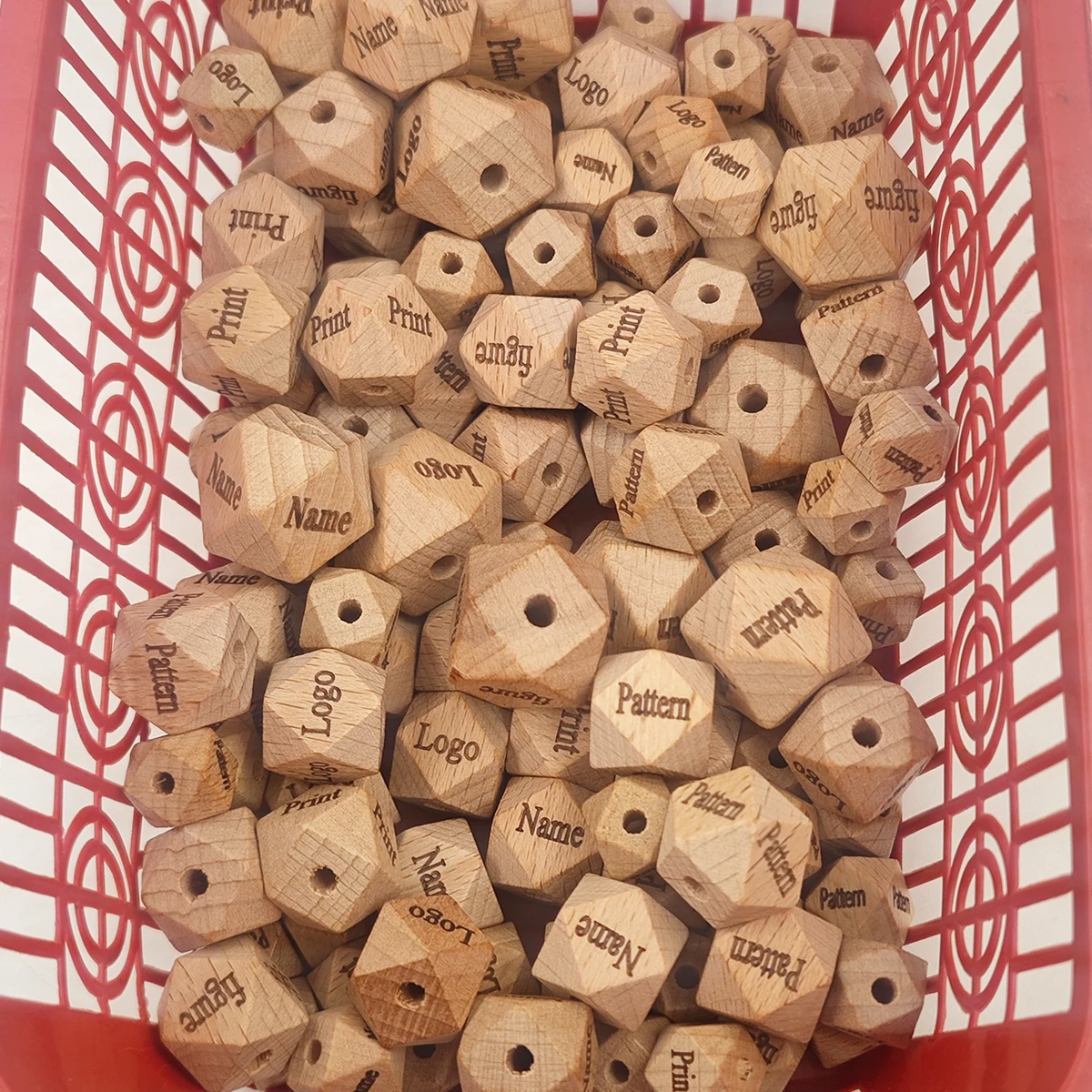 50pcs Beech Wooden hexagon Bead Customize Laser Logo Pattern Digit Letter Alphabet Beech Natural Wood Craft Beads Teethers
