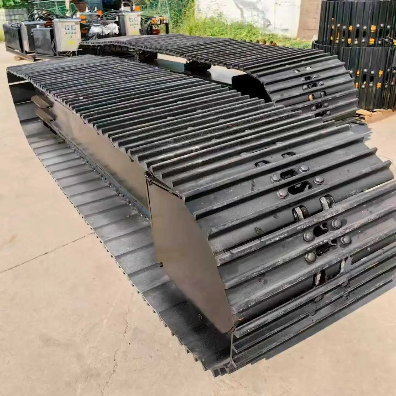 Custom Complete Steel Track Undercarriage Chassis Assembly, High Precision Replacement Parts for Mini Excavator Machinery view 6