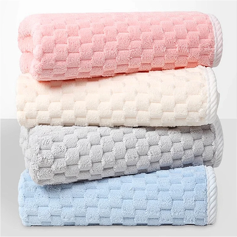 Cute Colorful Quick Dry Towel in Cloud Grid Pattern Soft and Comfortable Face Towel Convenient Hanging 35x75cm Super Absorbent