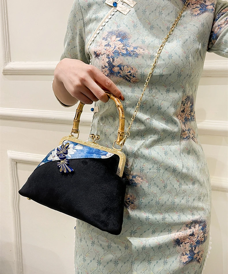 Handmade Female Chinese Traditonal Luxury Design Messenger Bag Lady Vintage Retro Chic Bamboo Handle Handbag for Hanfu Dress