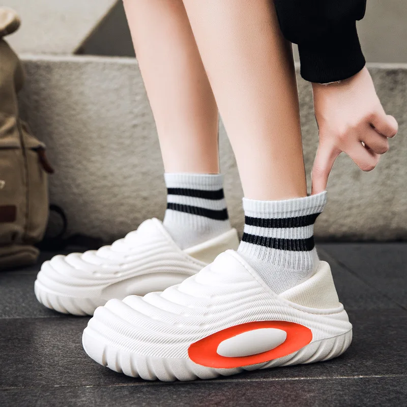 

2026 Fashion Cotton Men's Slippers Winter Warm Plush Men Slippers Waterproof Men Garden Shoes Indoor Outdoor Men's Warm Shoes