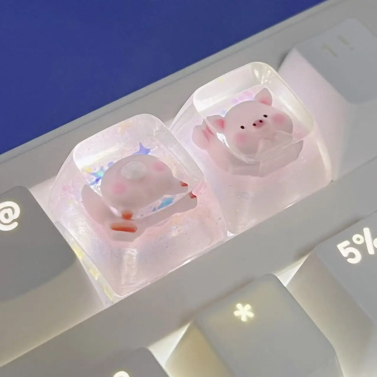 

DIY Cartoon Resin Pink Pig Keycap Cross Axis Custom Gift Pig PP Translucent Mechanical Keyboard Keycap Universal Keycap