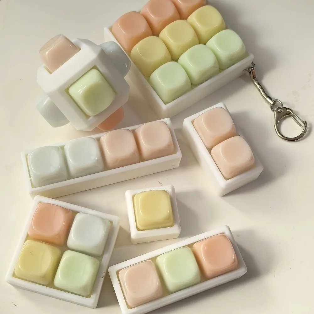 Nuovo 2/3/4/6/9 tasti tastiera pulsante chiave keycap portachiavi agitarsi dolci morbidi passano l'ora pizzico giocattolo per adulti