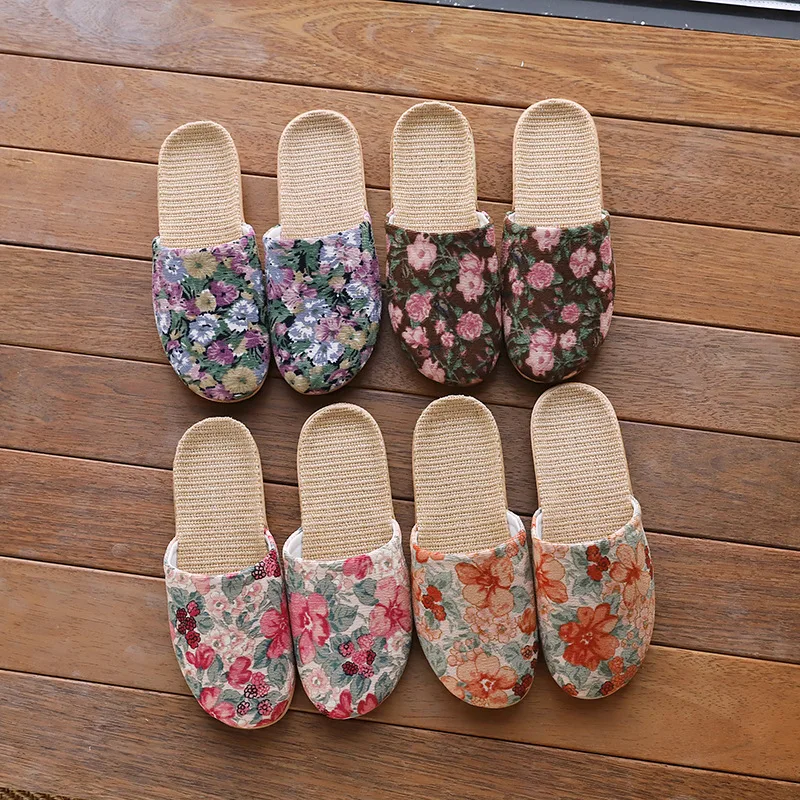 

2026 New Closed Toe Linen Home Slippers Breathable Soft Sole Indoor Slides for Couples All Season Comfortable Floor House Shoes