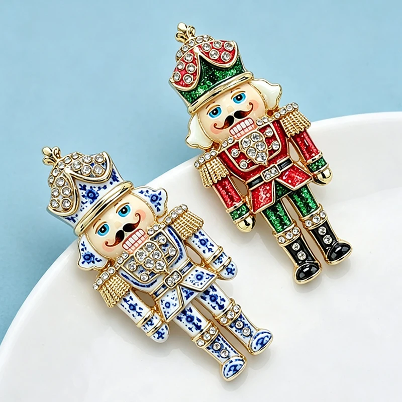 Wuli&baby Schöne König-Figur-Broschen für Damen, Unisex, 2-farbige Strass-Krone, königliche Königsbrosche, Party, Freizeit, Brosche, Geschenke – Detail 4