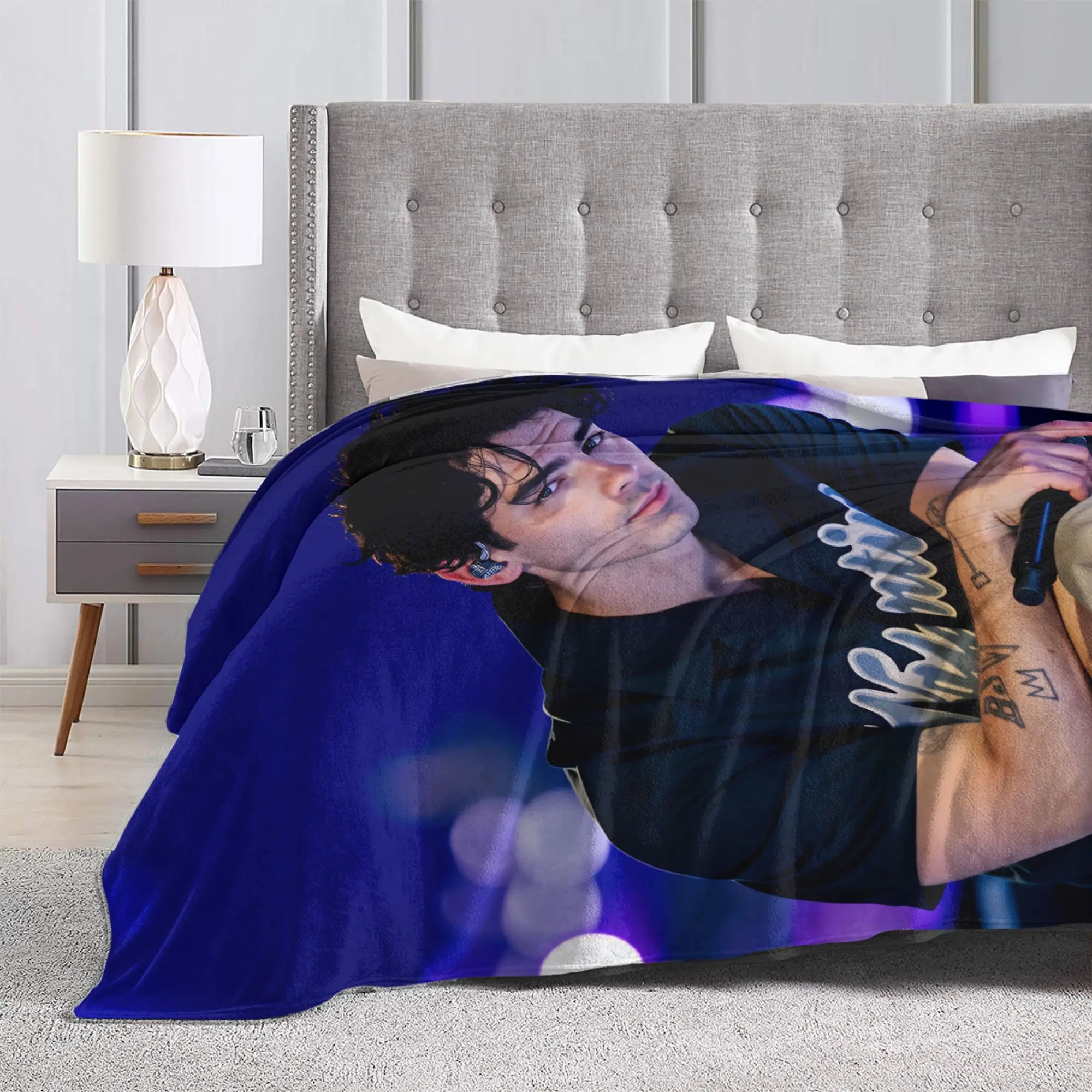 Joe Jonas Music Flannel Blanket Autumn J-Jonas Brothers Super Warm Throw Blanket for Boy Girl Couch Chair Bedspread Sofa Bed