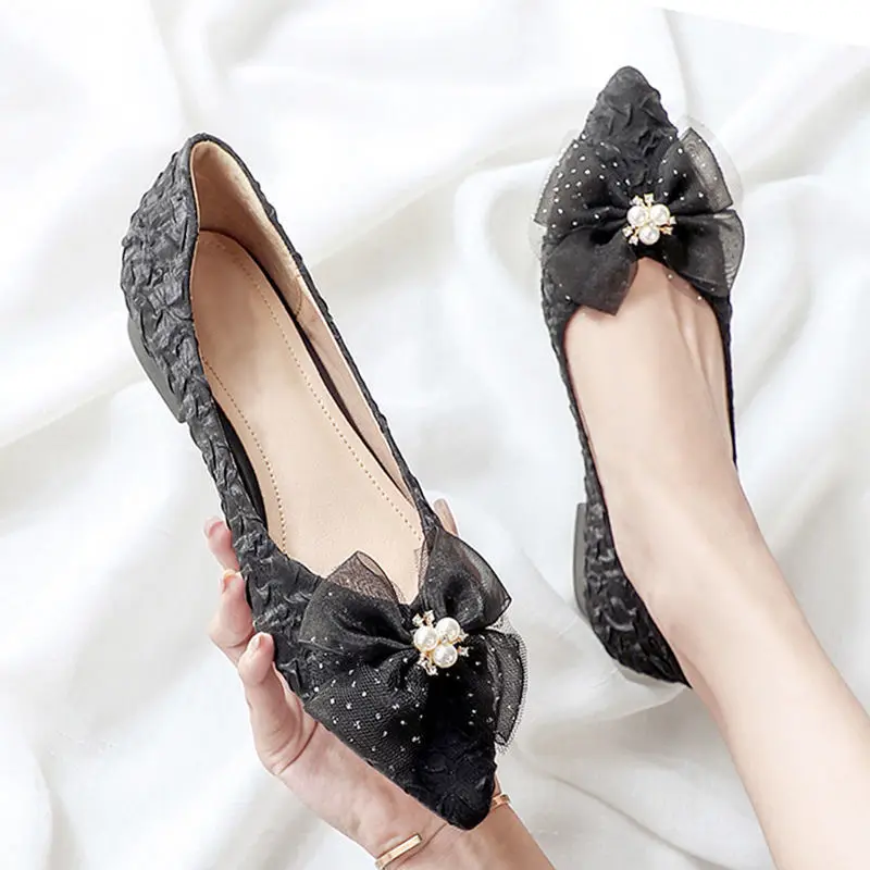 

Lace Pearl With Bow Pointed Toe Women's Flat Shoes Popular Social Elegant 2025 Trend Korean Style Fashionable Ladies Footwear