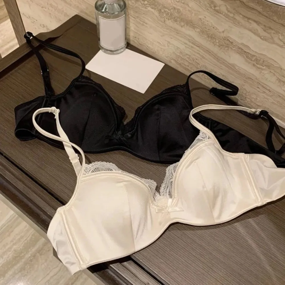 Soft Sweet Thin Satin Wireless V Bra Shockproof Traceless Push Up Underwear Adjustable Lingerie Brassiere for Women Girls Women
