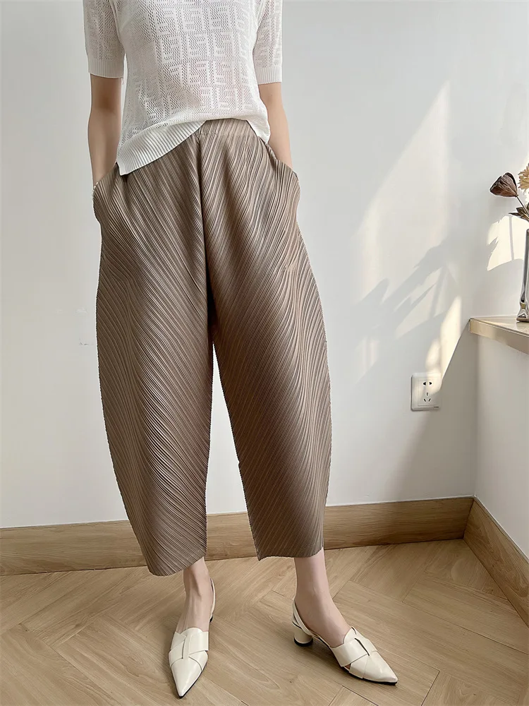 Miyake Pleated Pants Women\'s 2023 New Banana Pants Fashion All-Match Pleated Pants Casual Loose Wide-Leg Pants Streetwear Women