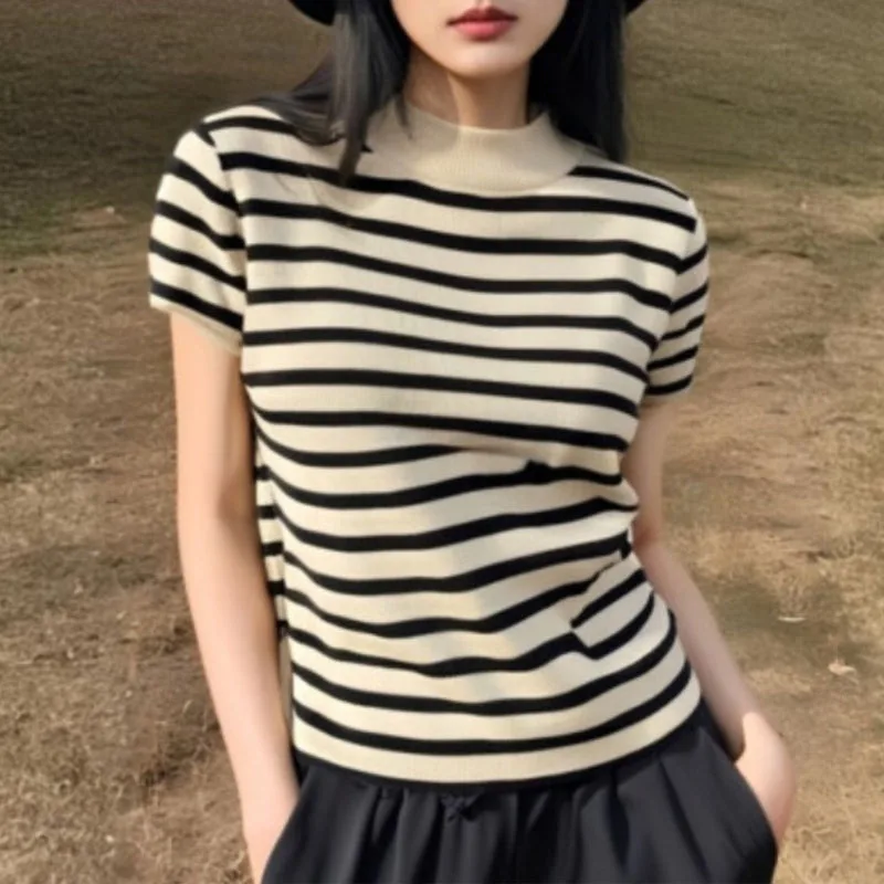 

Sueter Feminino Knitted Sweater Women Pullovers New Short Sleeve O-Neck Striped Knit Sweater Pullover Women Tops Knitwears Q3465