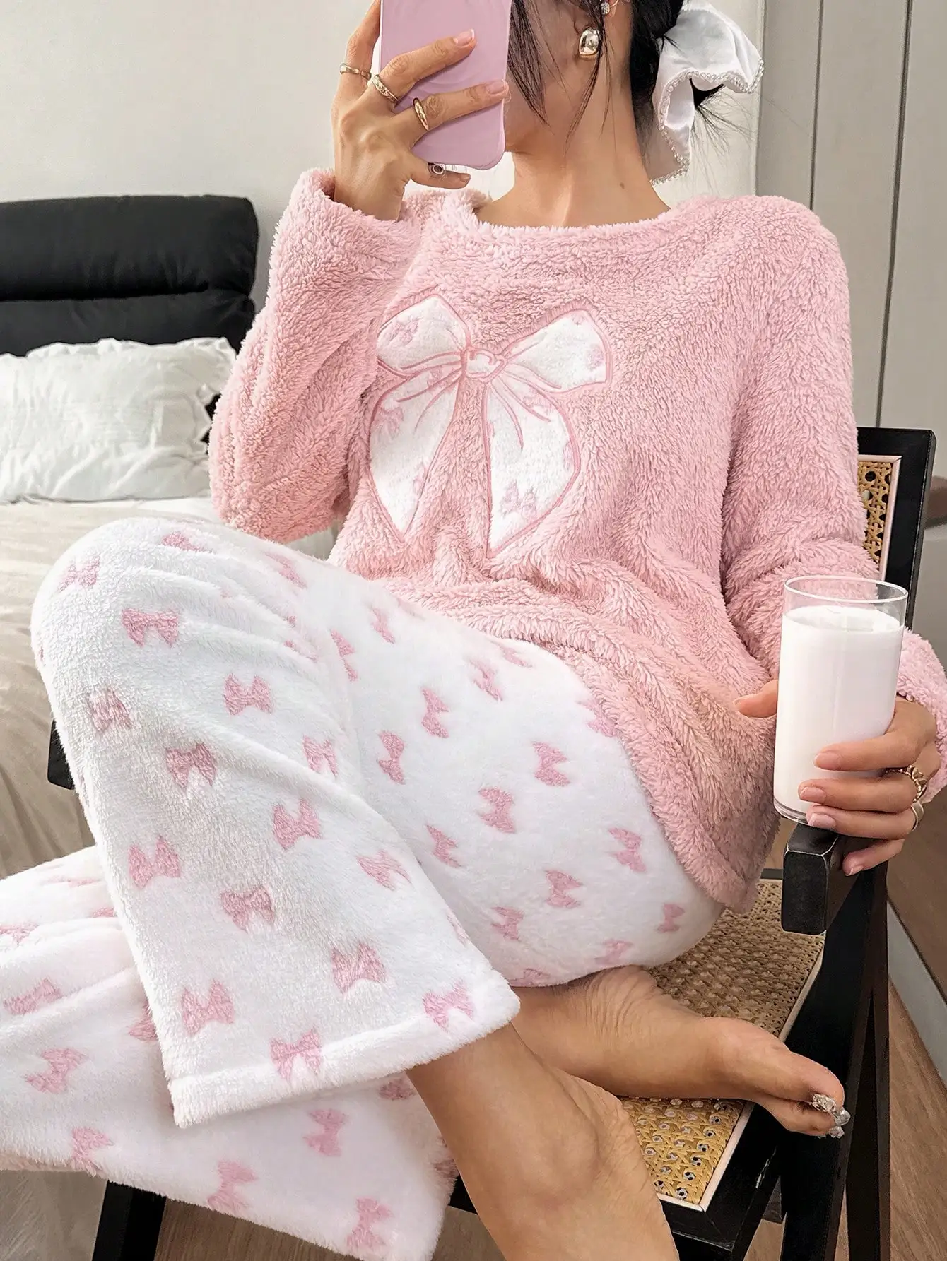 

Women's Fluffy Pajama Set with Bow Embroidery Top and Bow Print Pants