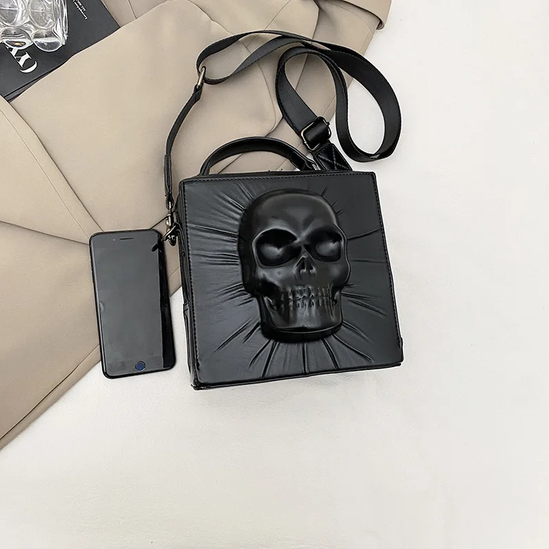 3D Skull Shape Box Handbag For Men And Women European And American