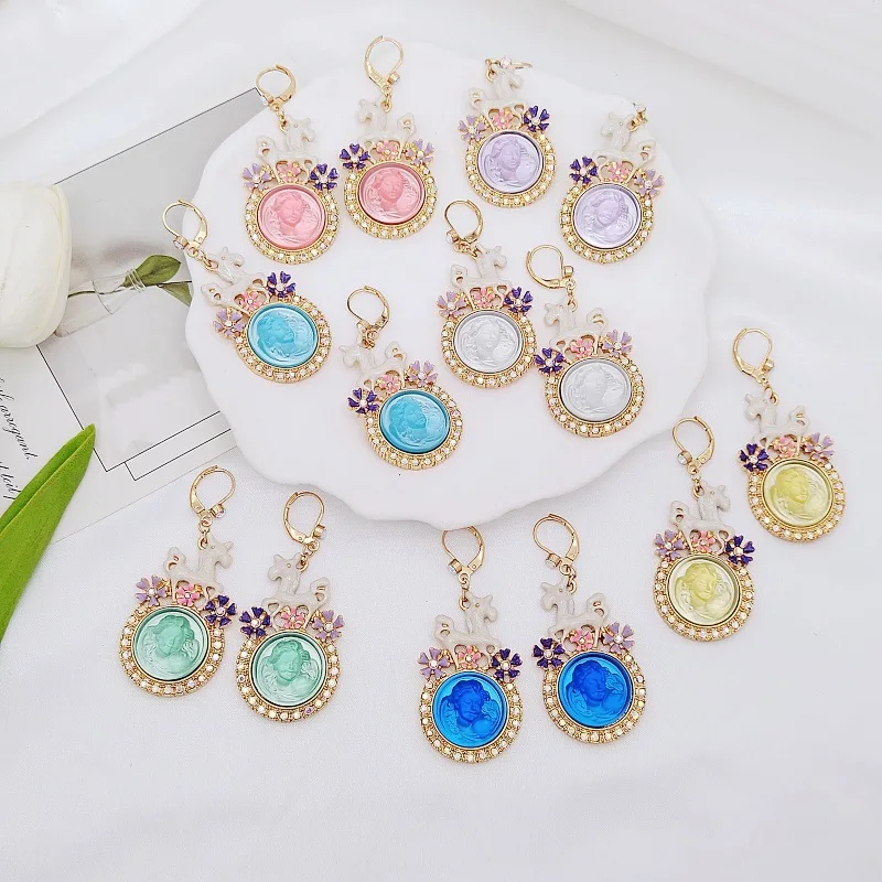 

KF European and American Retro Sweet Romantic Sleeping Princess Pony Diamond Drop Glaze Craft Earrings