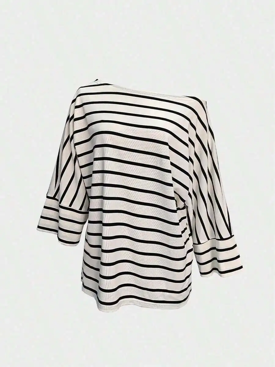 

Women Casual Striped Batwing Sleeve Asymmetrical Neck Top