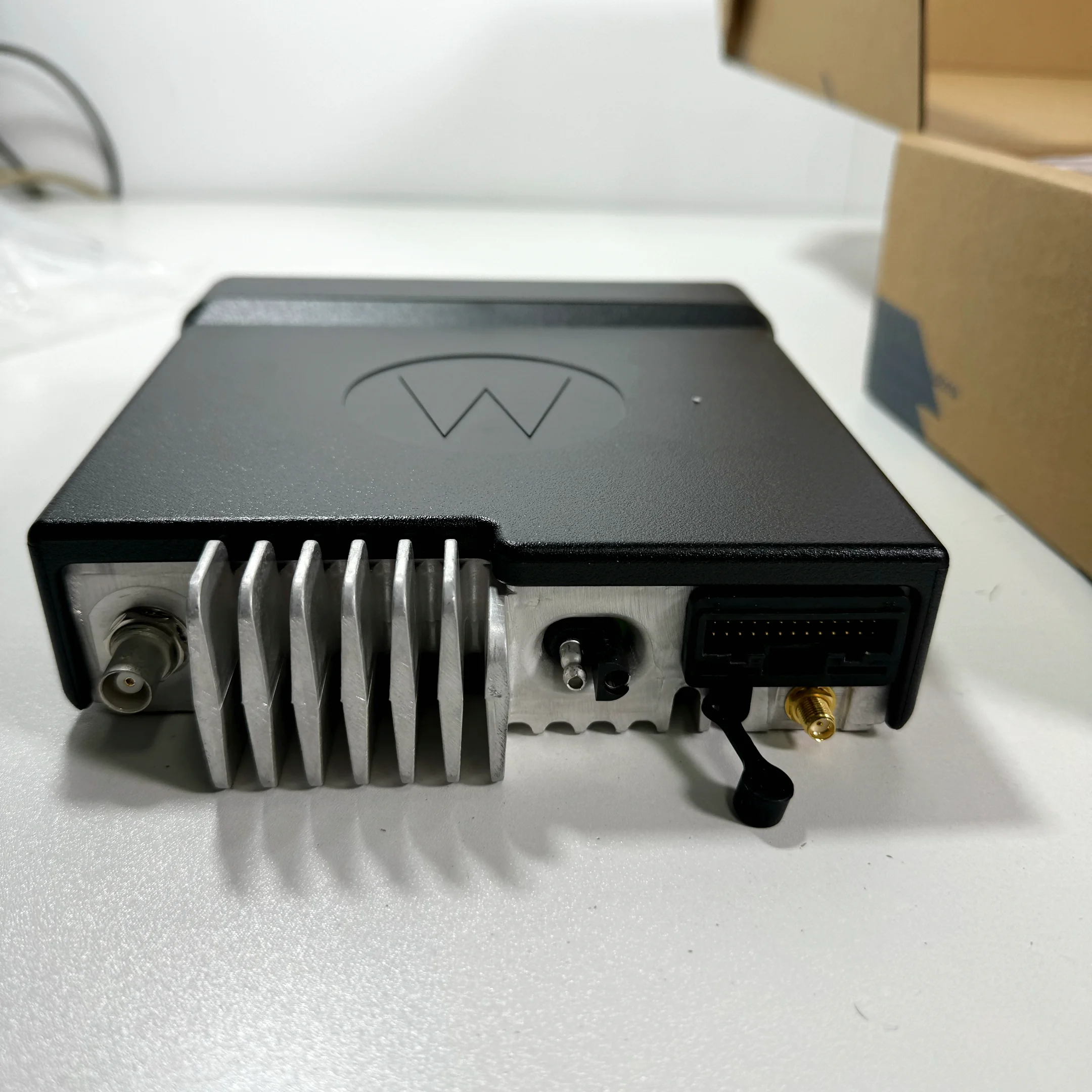 

Высококачественная портативная рация Motorola DM4401e DM4400 с GPS, дальностью действия 50 км, для водителей и туристов