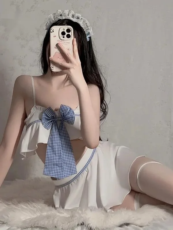 

Role-playing With Student Passion Mature Charm Elegant Gentle Bowknot Revealing Buttocks Split Temptation Sweet Skirt Set HAV3