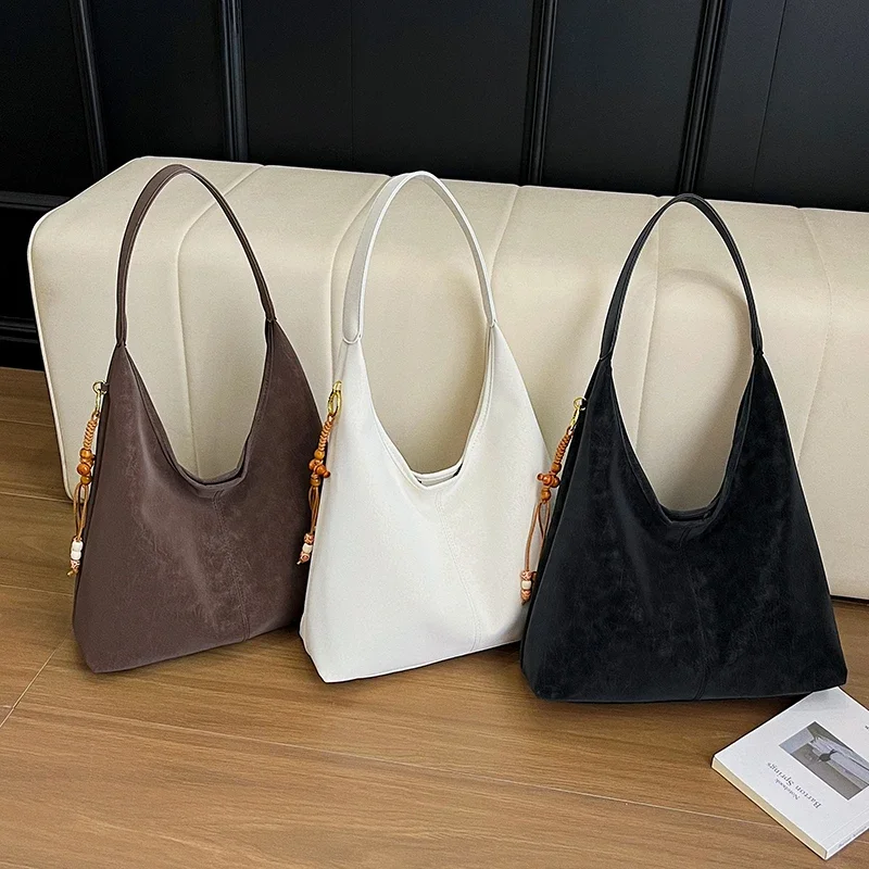 

Fashion Solid Faux Suede Hasp Sewing Shoulder Bags 2026 Hot Sale Retro Ladies Bags Versatile Large Capacity Commuting Handbags