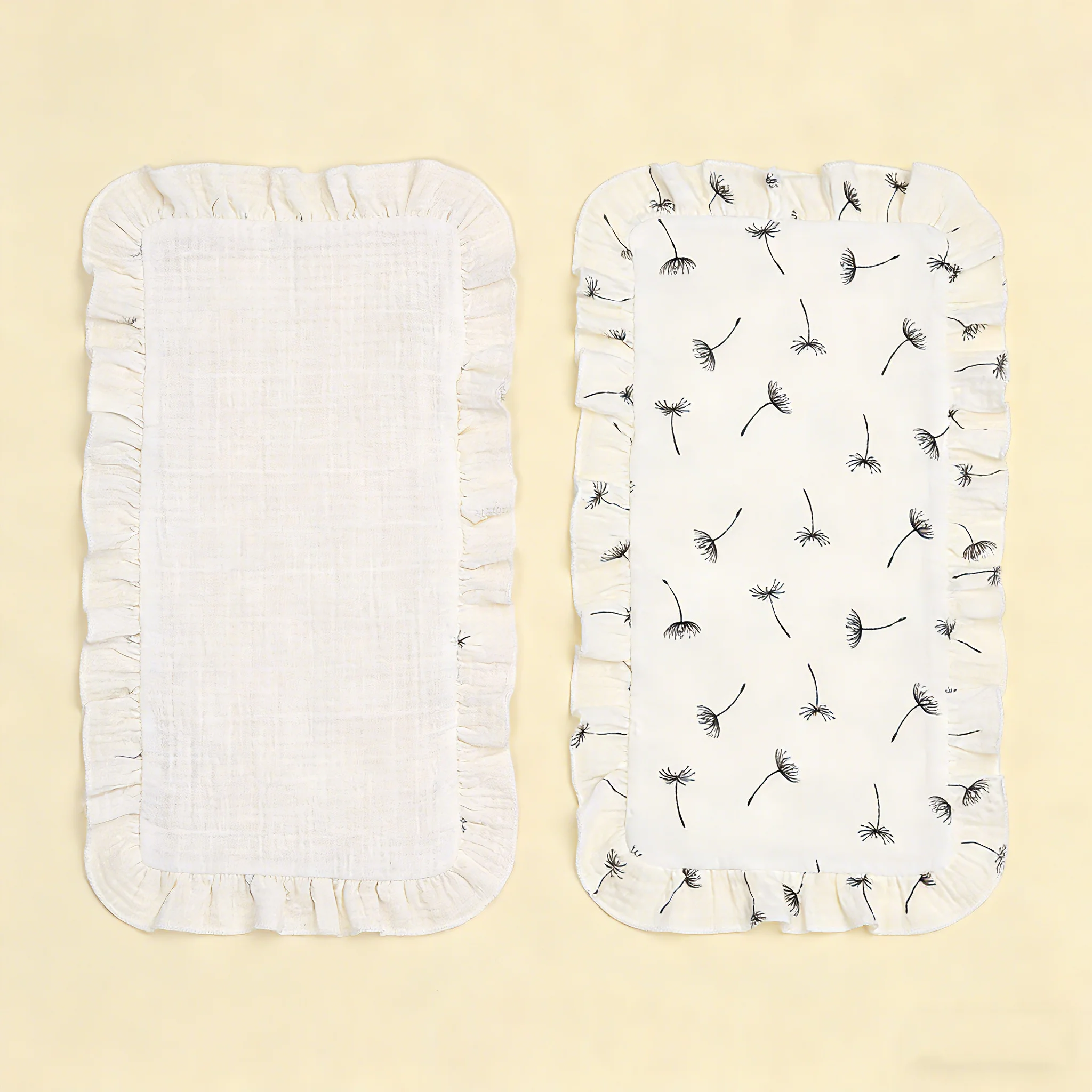 

2-pack of unisex baby burp blankets, bibs, soft pure cotton, super absorbent, newborn baby care products.