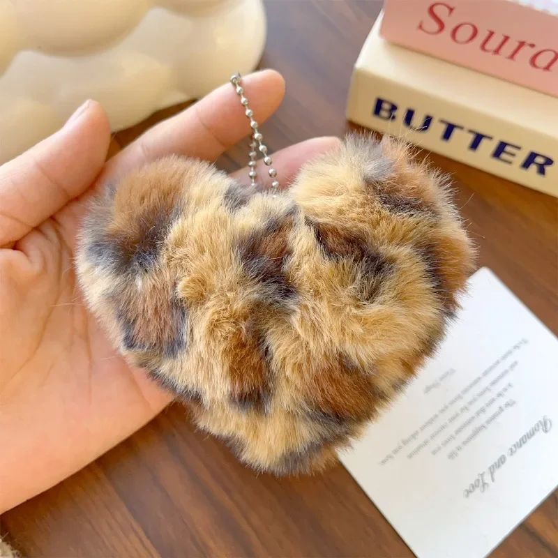 Fluffy Plush Soft Love Keychains Car Bag Heart Pendants Winter Leopard Pattern Soild Color Fashion Pompons Keyrings Accessories