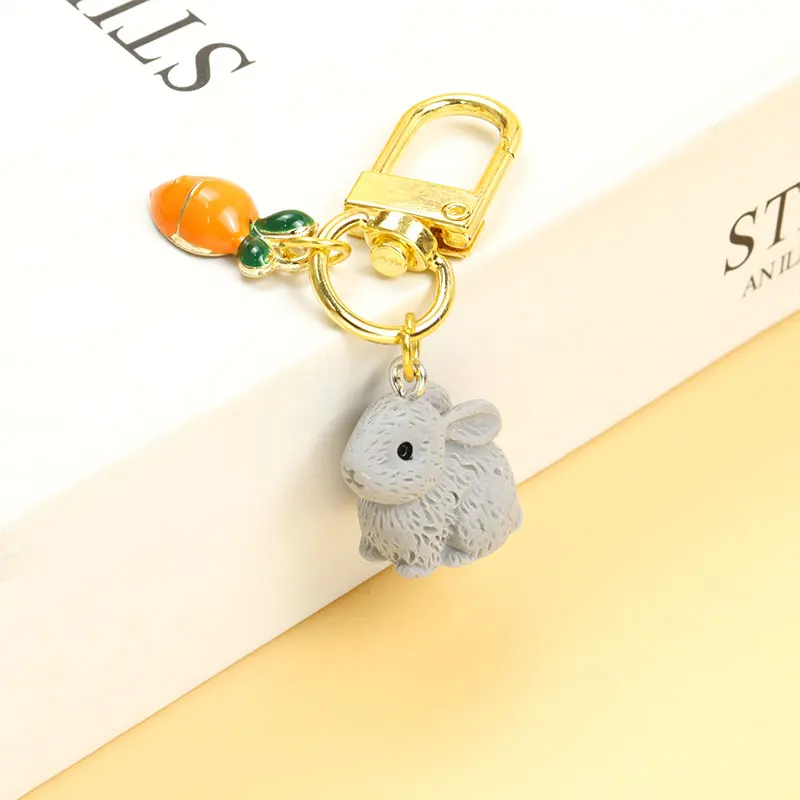 1pcs Rabbit Cute Keychain Resin Bunny Enamel Carrots Charm Pendant Alloy Keyring for Women Girls Kids Couple Car Bag Lovely Gift