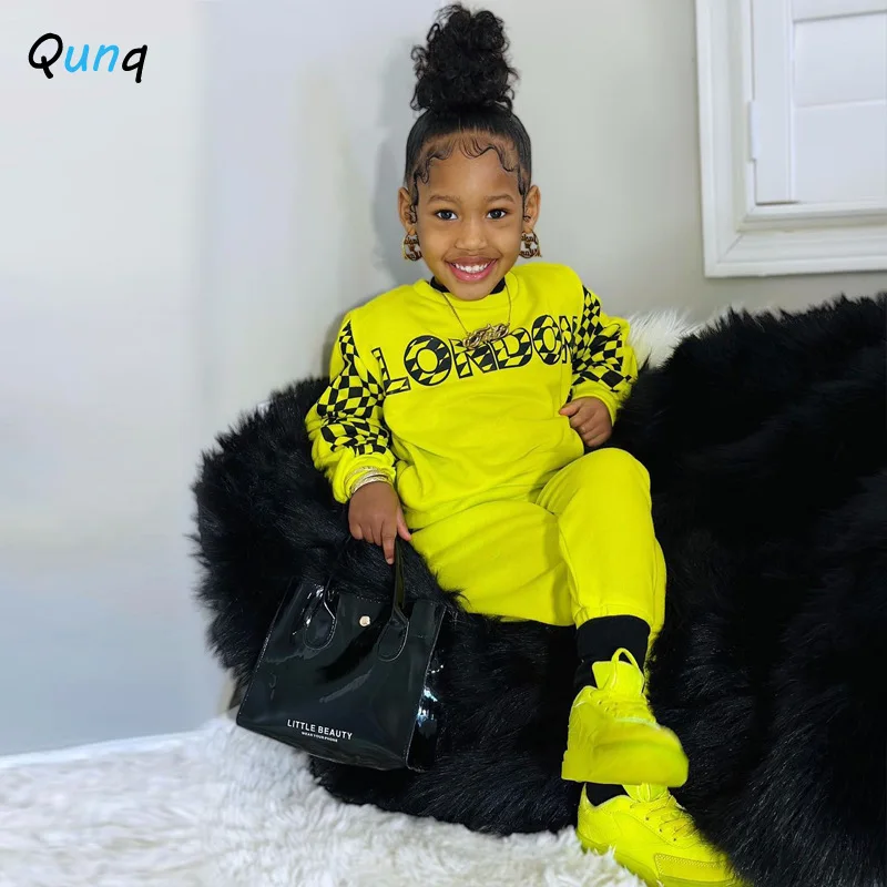 Qunq 2024 Spring Clothing New Girl\'s Leisure Sports Print Letter Round Neck Long sleeved Top and Pants kids Two piece Set