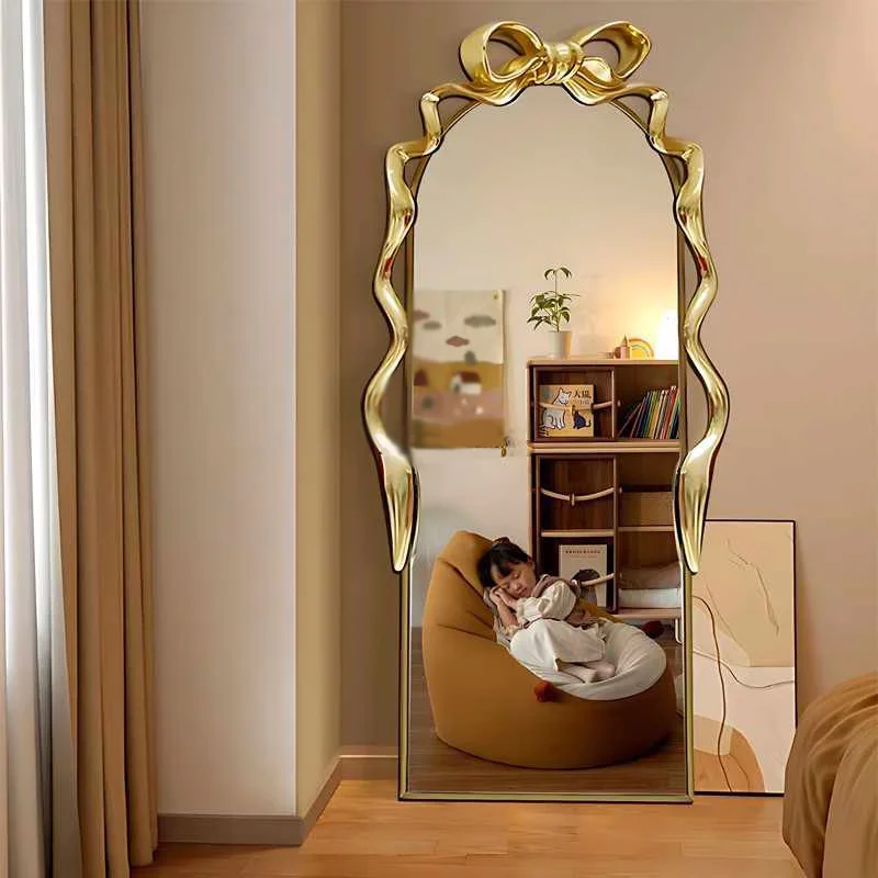 

Gold Cute Standing Decorative Mirrors Floor Long Luxury Bedroom Mirrors Full Body Bedroom Nordic Specchio Home Decorations
